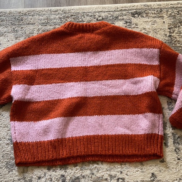 SOLD ✖️Forever 21 Ribbed Colorblock Striped Sweater Size S - Picture 7 of 7